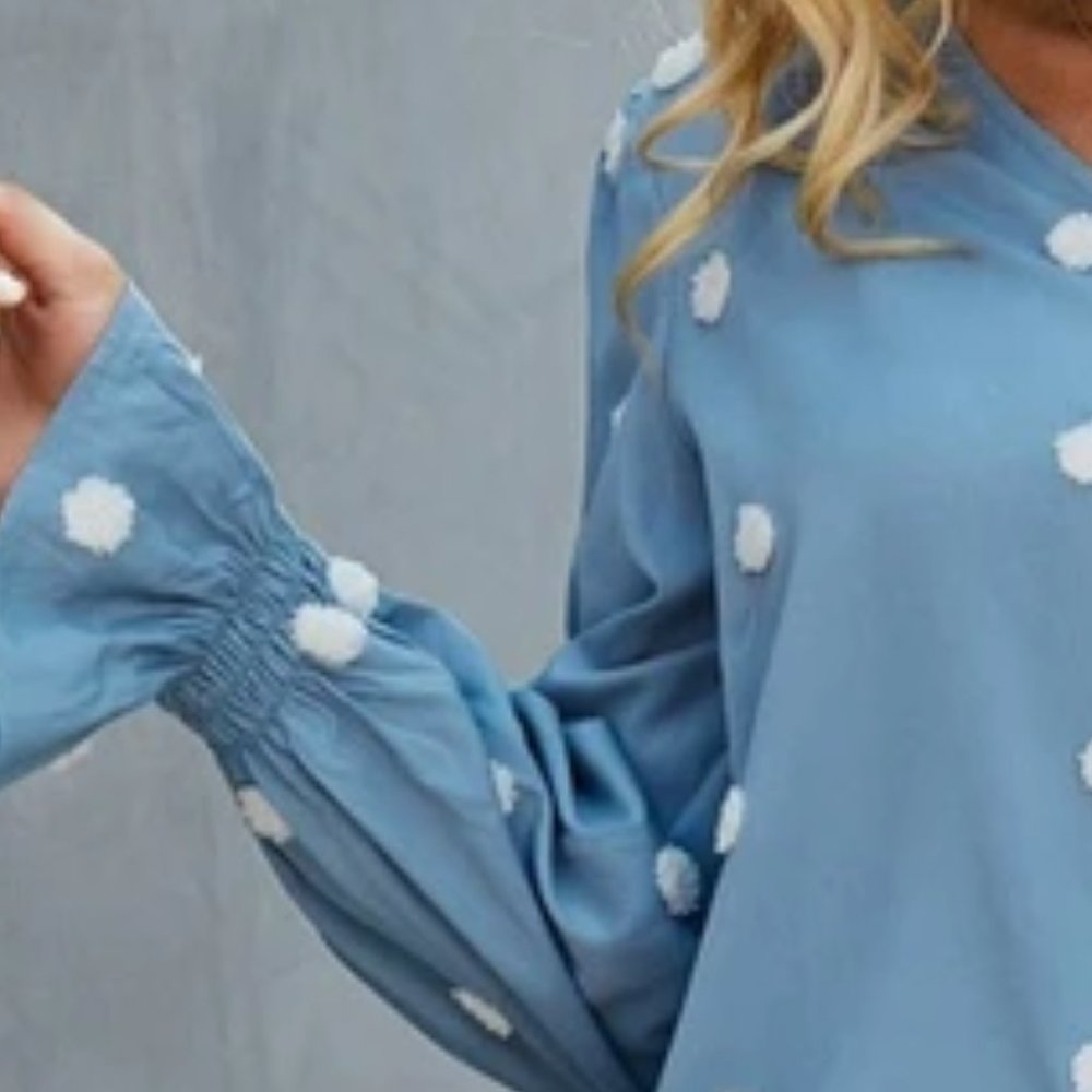 Chic Blouse - Blue - Picture 4 of 4